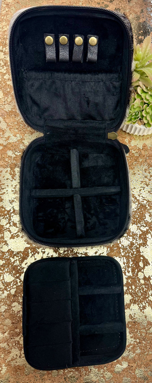 Checkered Cowhide Zippered Jewelry Box